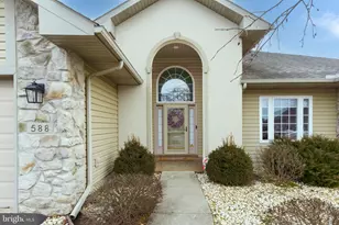 588 Blossom Trail, Mount Joy, PA 17552 - Photo 1