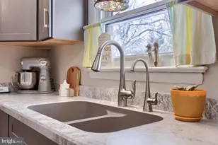 811 W Main St, New Holland, PA 17557 - Photo 13