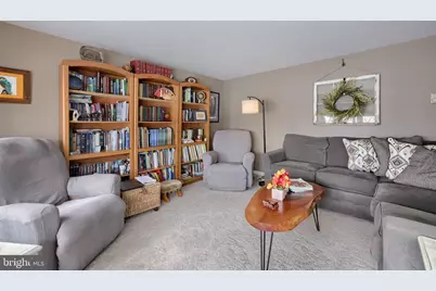 811 W Main Street, New Holland, PA 17557 - Photo 7