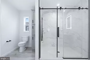 443 Eastwood Ln, Lancaster, PA 17603 - Photo 23