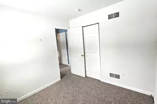 725 Laurel View Dr, Manheim, PA 17545 - Photo 9