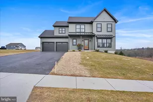 3151 Creighton Dr, Manheim, PA 17545 - Photo 3