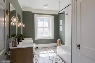 323 W King St, Lancaster, PA 17603 - Photo 59