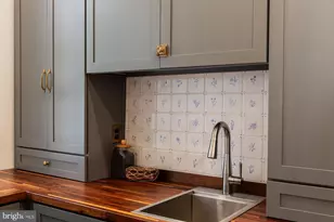 323 W King St, Lancaster, PA 17603 - Photo 29