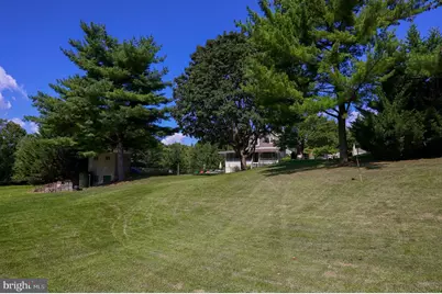 914 Meadowbreeze, Lancaster, PA 17601 - Photo 17