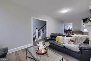 332 Perry St, Columbia, PA 17512 - Photo 3