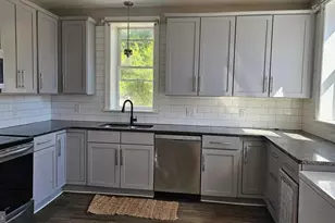 332 Perry St, Columbia, PA 17512 - Photo 9