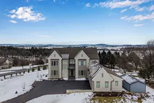 1 Strawberry Ln, Lititz, PA 17543 - Photo 5