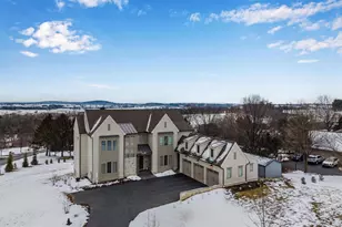 1 Strawberry Ln, Lititz, PA 17543 - Photo 3