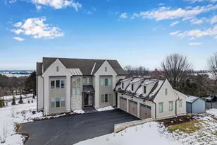 1 Strawberry Ln, Lititz, PA 17543 - Photo 3