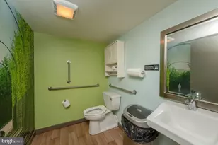 110 W Orange St, Lancaster, PA 17603 - Photo 35