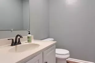 100 Pepperton Ct, Lititz, PA 17543 - Photo 23