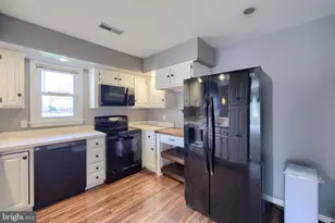 100 Pepperton Ct, Lititz, PA 17543 - Photo 19