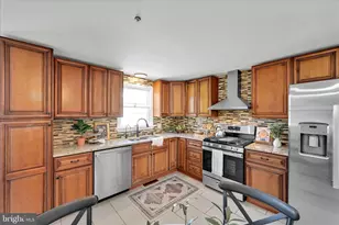 1015 E Walnut St, Lancaster, PA 17602 - Photo 7