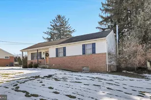 224 Circle Dr, Quarryville, PA 17566 - Photo 3