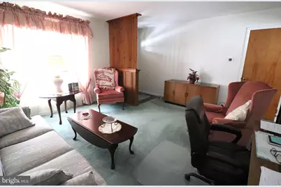 41 W Queen Street, Ephrata, PA 17522 - Photo 3