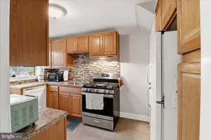 838 Helen Ave, Lancaster, PA 17601 - Photo 7