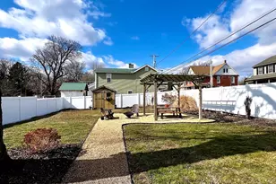 37 N Gay St, Marietta, PA 17547 - Photo 5