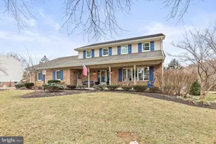 406 Wetherburn Dr, Lancaster, PA 17601 - Photo 1