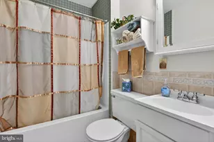 146 S Oak St, Lititz, PA 17543 - Photo 31