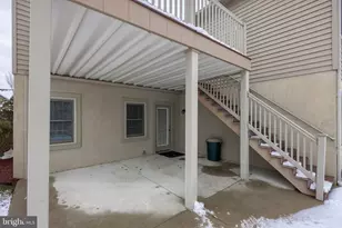 900 Cambridge Dr, Manheim, PA 17545 - Photo 9