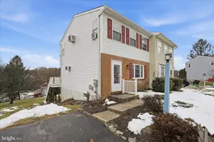 1098 Monticello Ln, Lancaster, PA 17603 - Photo 3