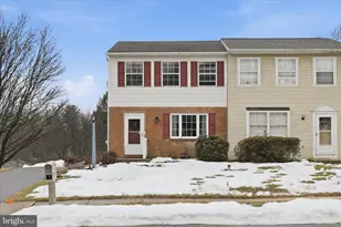 1098 Monticello Ln, Lancaster, PA 17603 - Photo 1