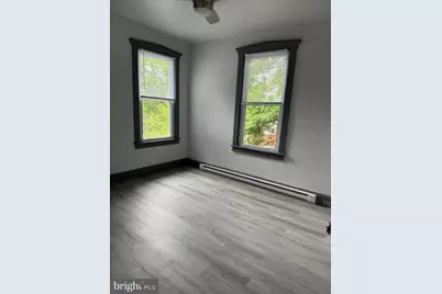 108 W State Street #B, Quarryville, PA 17566 - Photo 3