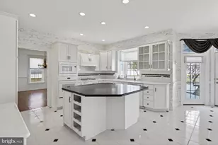 1137 Oakmont Dr, Lancaster, PA 17601 - Photo 15