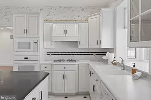 1137 Oakmont Dr, Lancaster, PA 17601 - Photo 19