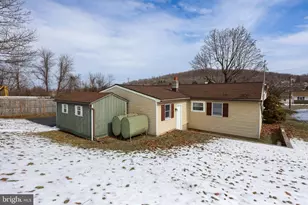 351 E Fulton St, Ephrata, PA 17522 - Photo 27