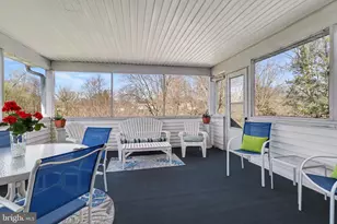 2292 Bob White Ln, Lancaster, PA 17601 - Photo 11