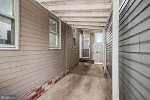 495 Manor St, Columbia, PA 17512 - Photo 23