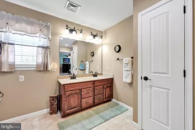 820 Cambridge Drive, Manheim, PA 17545 - Photo 21