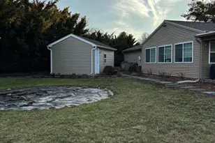 501 Goldfinch Dr, Columbia, PA 17512 - Photo 7