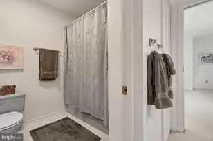 1049 Signal Hill Ln Ln, Lancaster, PA 17601 - Photo 35