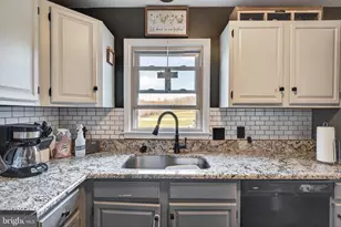 101 Townhouse Ln, Lancaster, PA 17603 - Photo 11