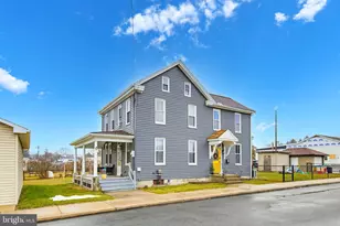 114 N Market Ave, Mount Joy, PA 17552 - Photo 1