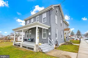 114 N Market Ave, Mount Joy, PA 17552 - Photo 3