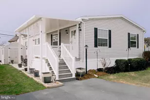 4 Janis Rd, Gordonville, PA 17529 - Photo 1