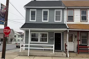 601 Manor St, Columbia, PA 17512 - Photo 1