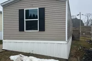 3 Pleasant Hill Ave, Akron, PA 17501 - Photo 1