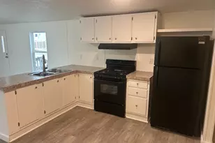 3 Pleasant Hill Ave, Akron, PA 17501 - Photo 5