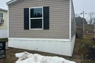 3 Pleasant Hill Ave, Akron, PA 17501 - Photo 1