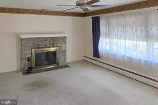 83 Highland Dr, Lancaster, PA 17602 - Photo 3