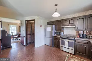 8 Elk Cir, New Providence, PA 17560 - Photo 7