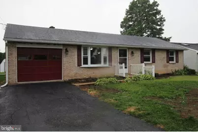 818 Walnut Street, New Holland, PA 17557 - Photo 1