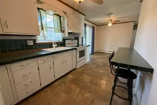 818 Walnut St, New Holland, PA 17557 - Photo 5
