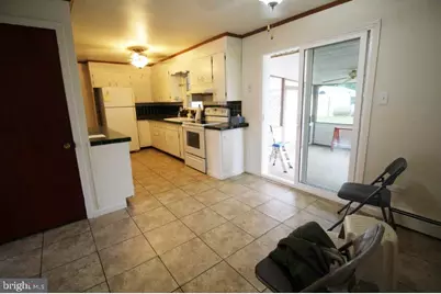 818 Walnut Street, New Holland, PA 17557 - Photo 5