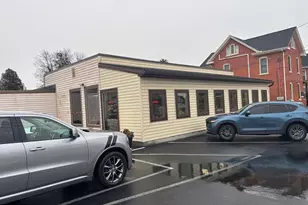 5921 Main St, East Petersburg, PA 17520 - Photo 1